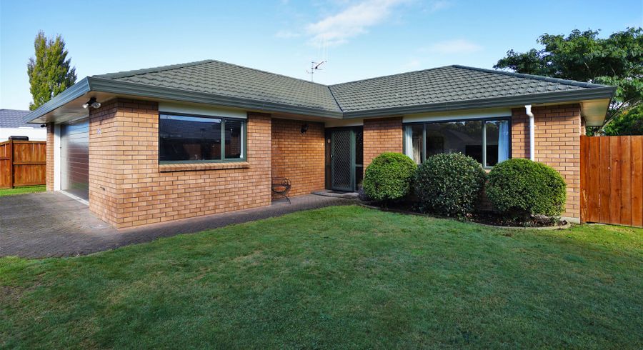  at 38 Macmurdo Avenue, Glenview, Hamilton