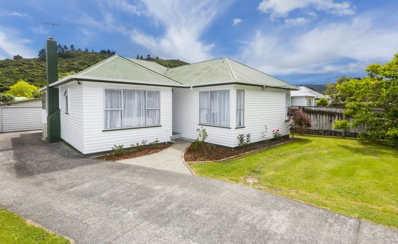  at 55 Hine Road, Wainuiomata, Lower Hutt