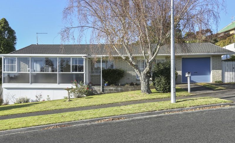  at 28 Riversdale Drive, Merrilands, New Plymouth