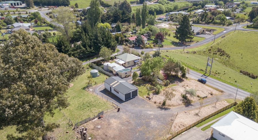  at 32 Douglas Street, Allanton, Mosgiel