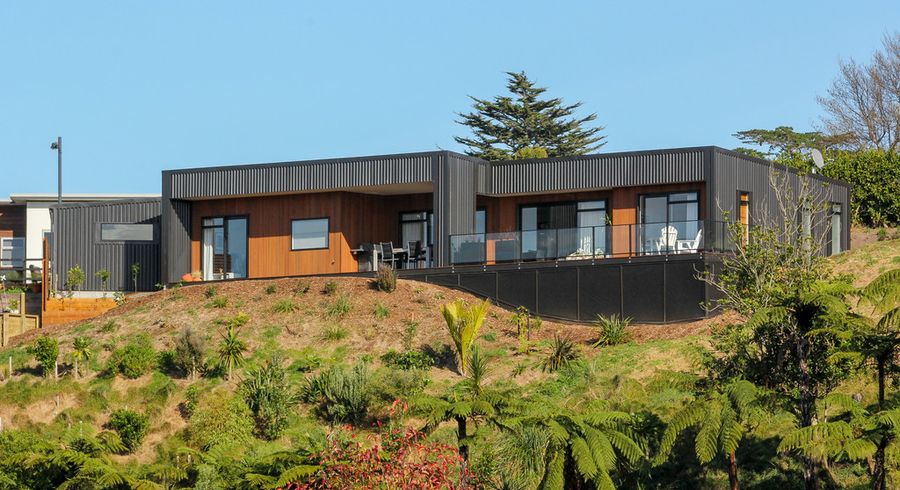  at 8 Aderman Place, Hurworth, New Plymouth