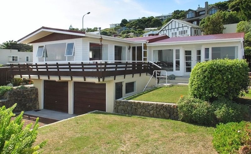  at 40 Moana Road, Plimmerton, Porirua