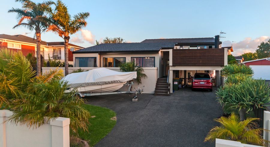  at 43 Bramley Drive, Farm Cove, Auckland