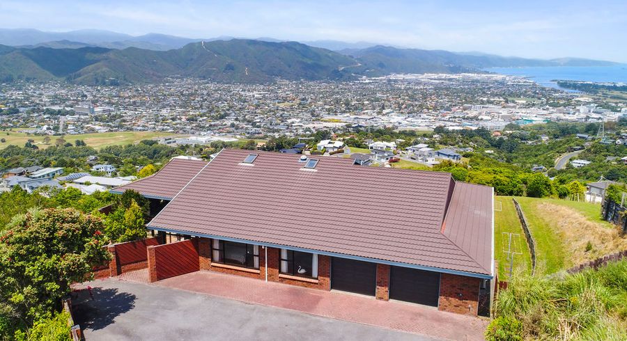  at 8 Crestview Grove, Belmont, Lower Hutt