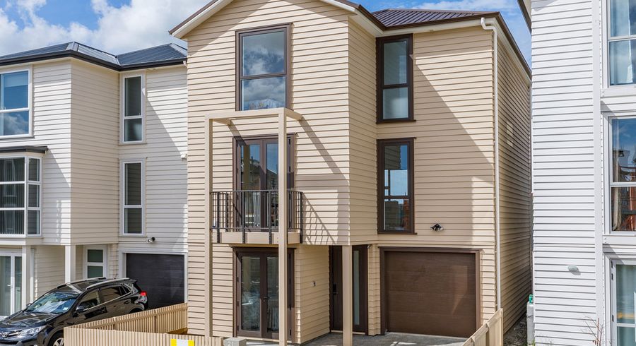  at 21 Nephrite Lane, Henderson, Auckland