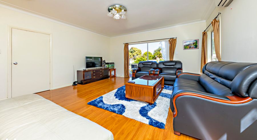  at 1/11 Marr Road, Manurewa, Auckland