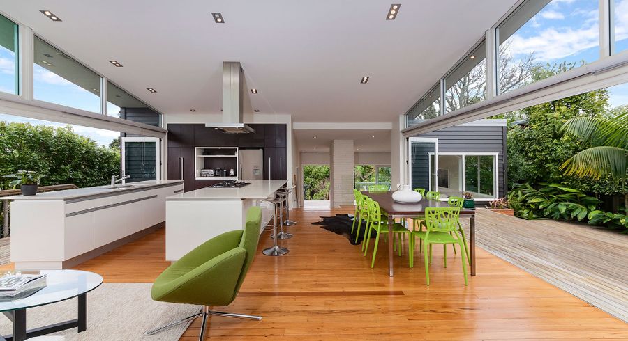  at 19 Newell Street, Point Chevalier, Auckland