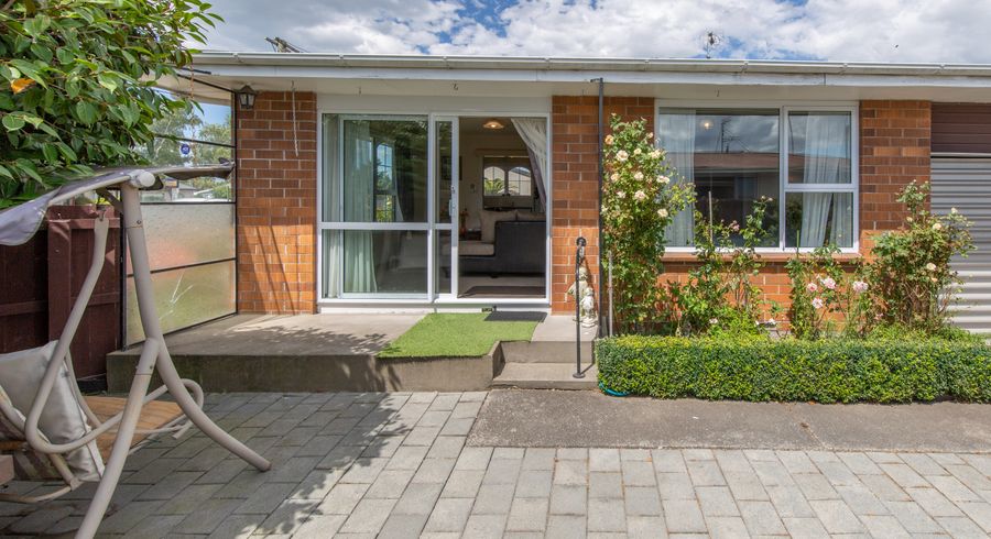  at 1/377 Yaldhurst Road, Russley, Christchurch