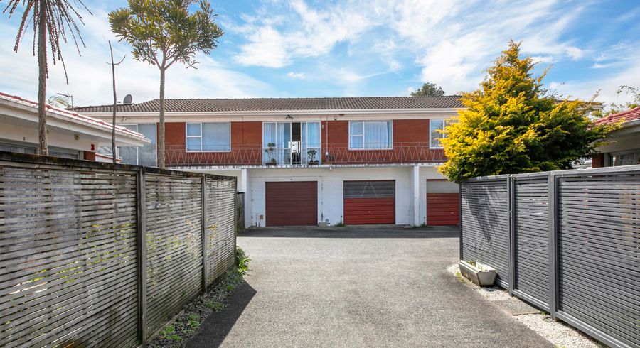  at 8/83 Moana Avenue, Onehunga, Auckland