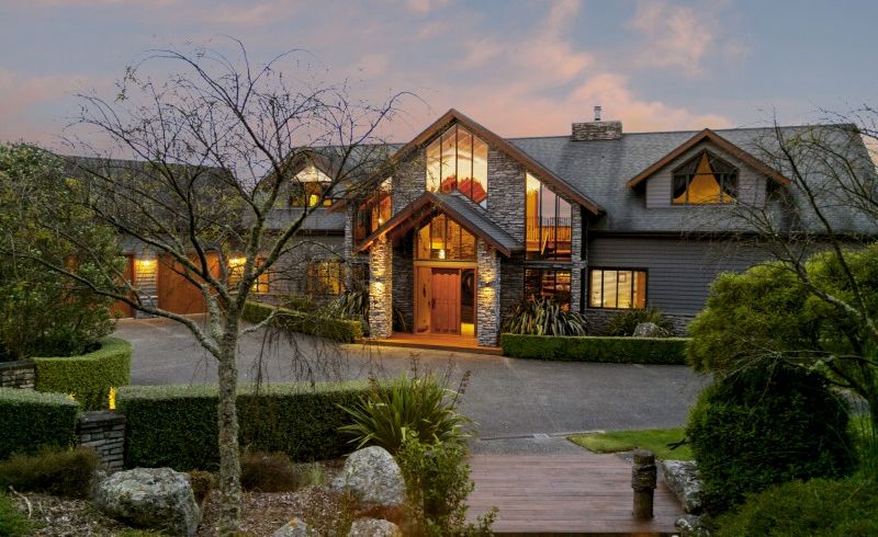  at 121 Highland Drive, Acacia Bay, Taupo