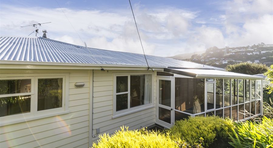  at 18 Norwich Street, Wadestown, Wellington