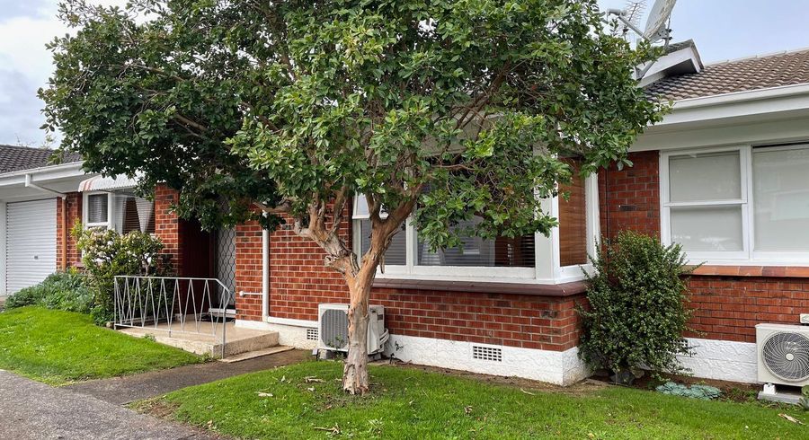  at 2/9 Erson Avenue, Royal Oak, Auckland