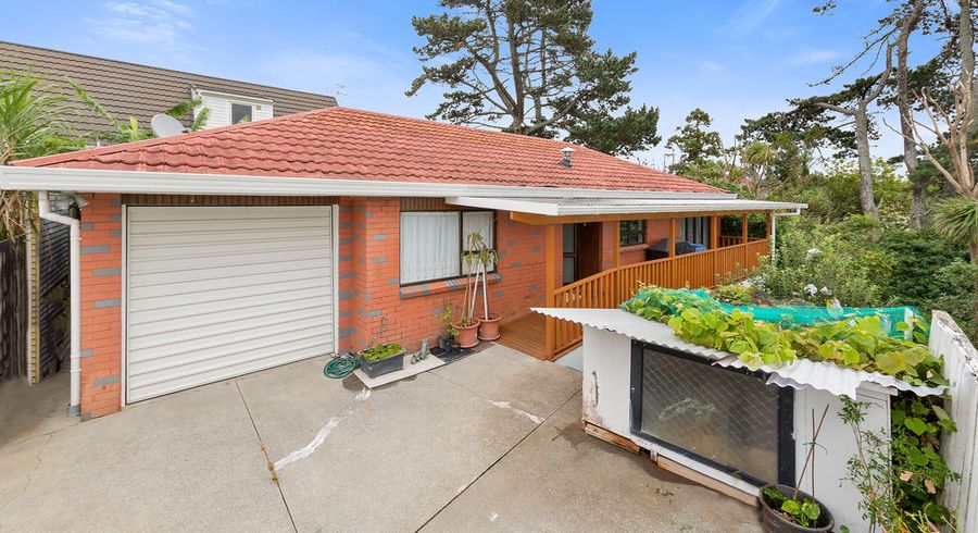 at 8A Playfair Road, Mount Roskill, Auckland