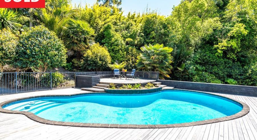  at 289 Point View Drive, Shamrock Park, Auckland