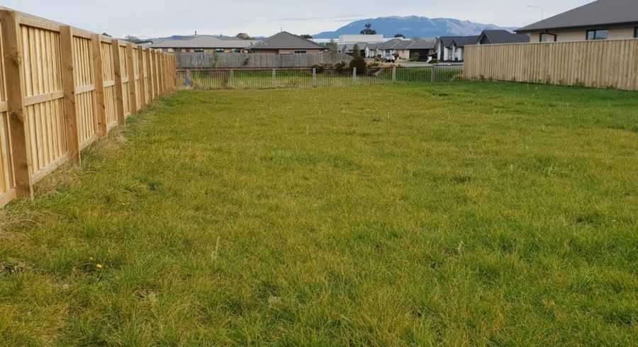  at 11 Claremont Crescent, Amberley, Amberley