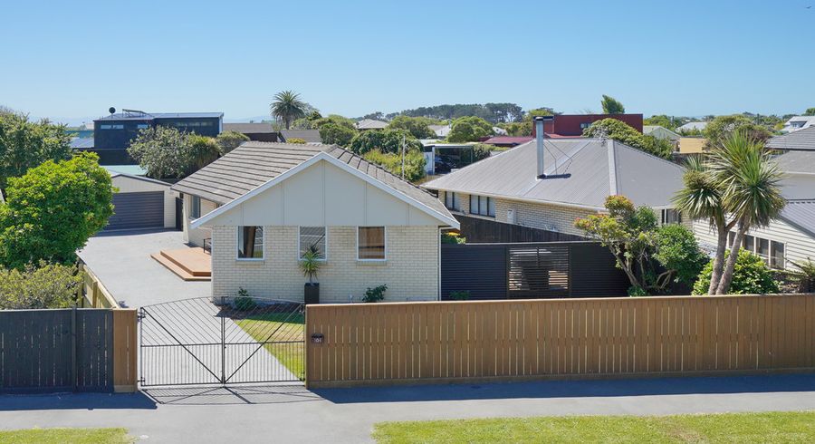  at 104 Bridge Street, New Brighton, Christchurch