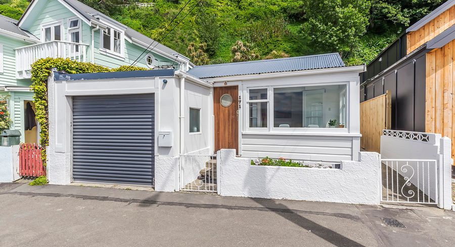  at 171 Marine Parade, Seatoun, Wellington