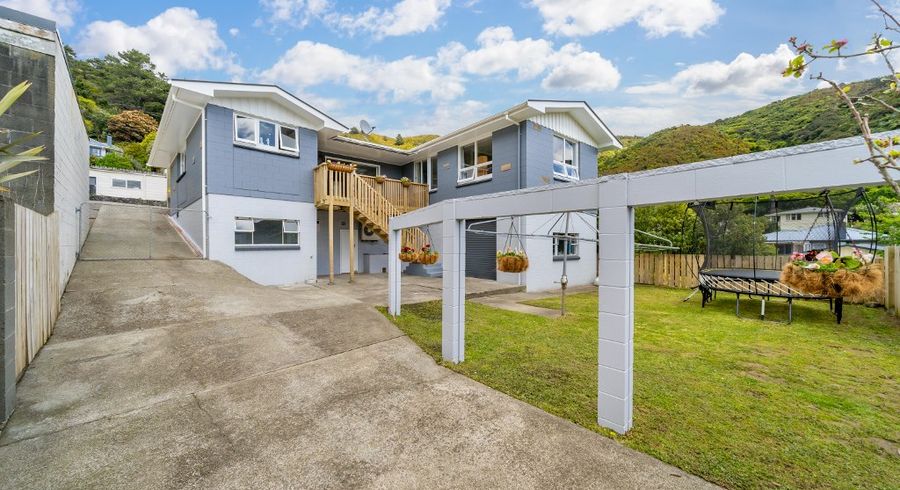  at 6 Holmes Grove, Naenae, Lower Hutt