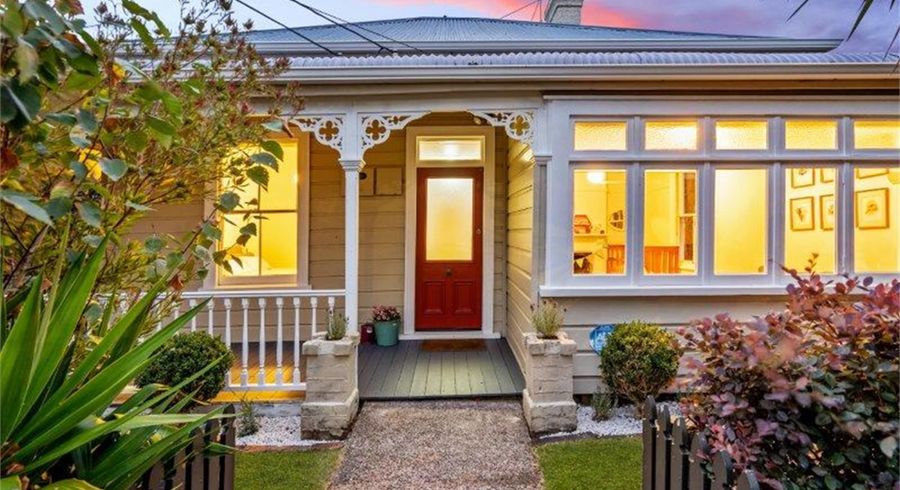  at 13 Patterson Street, Sandringham, Auckland