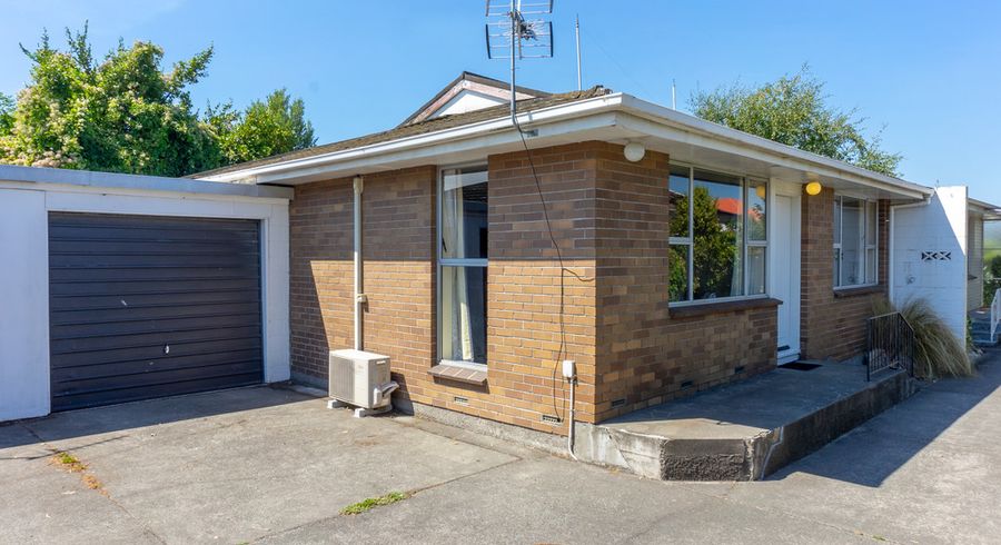  at 2/94 Peverel Street, Riccarton, Christchurch
