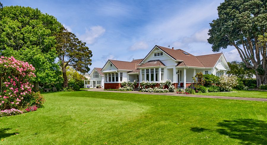  at 27 Military Road, Boulcott, Lower Hutt