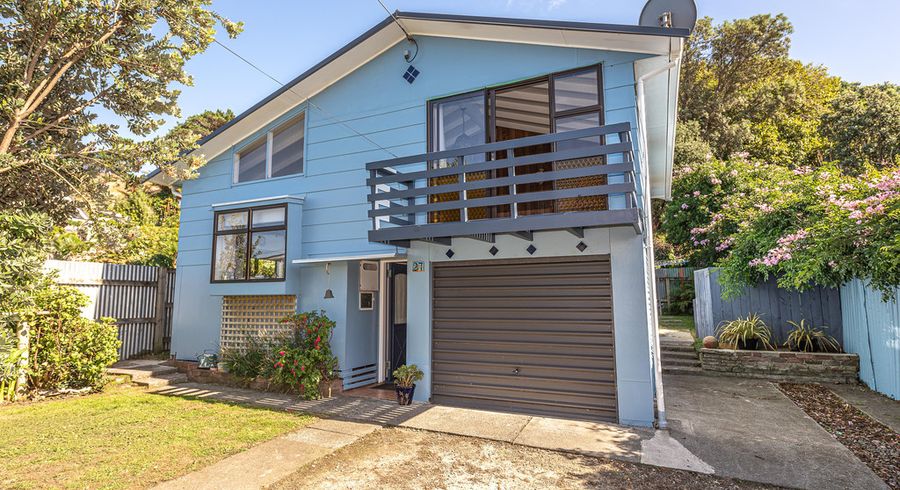  at 25 Mowhanau Drive, Kai Iwi, Whanganui