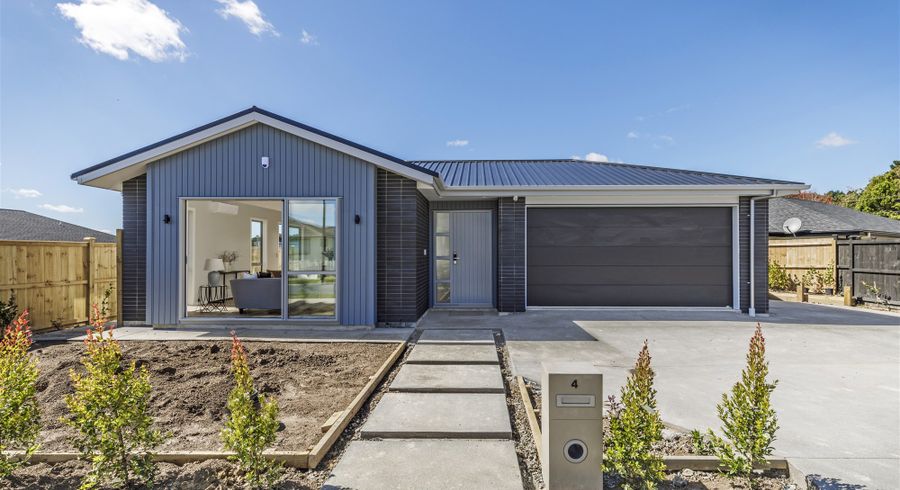  at 4 Jane Maree Road, Kumeu