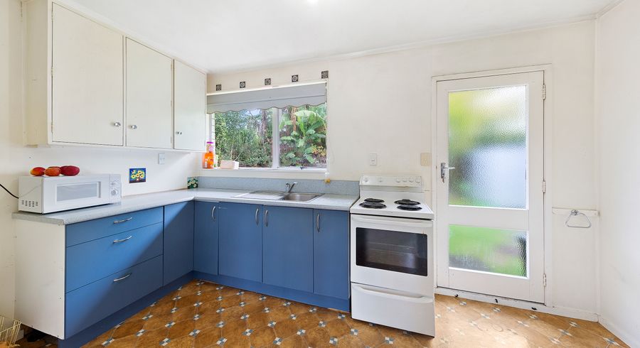  at 3/2 Birdwood Avenue, Papatoetoe, Auckland