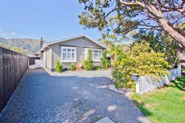  at 36 Cambridge Terrace, Waiwhetu, Lower Hutt