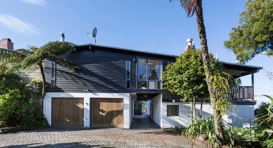  at 160 Scenic Drive, Titirangi, Auckland