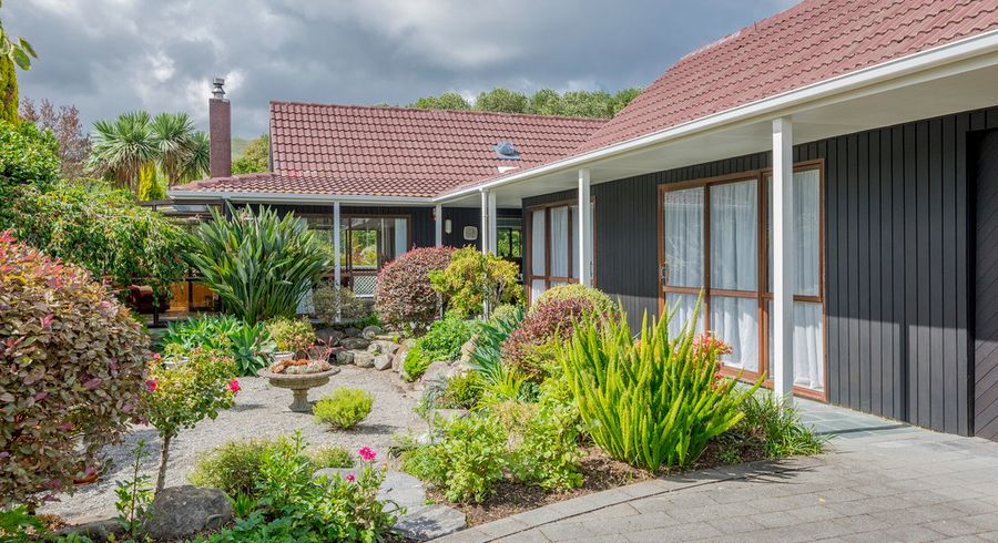  at 9 Edgewater Street, Waikanae