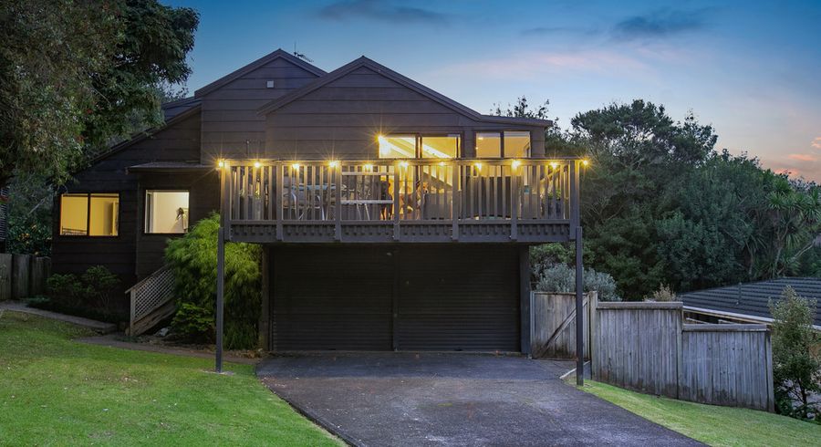  at 5 Hebe Place, Birkenhead, Auckland