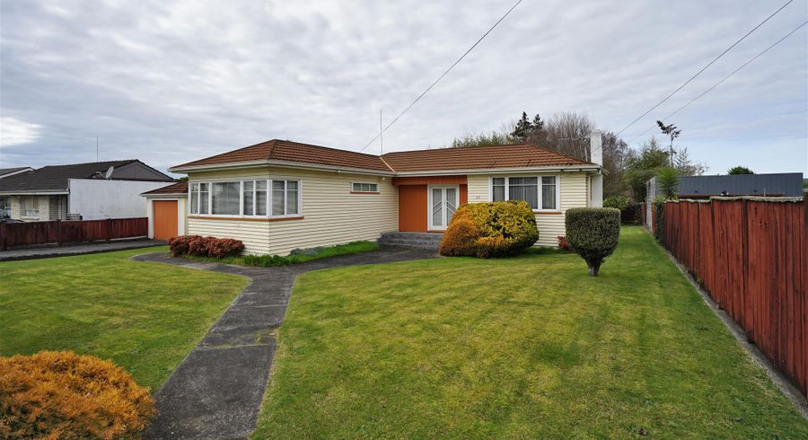  at 28 Normandy Avenue, Melville, Hamilton