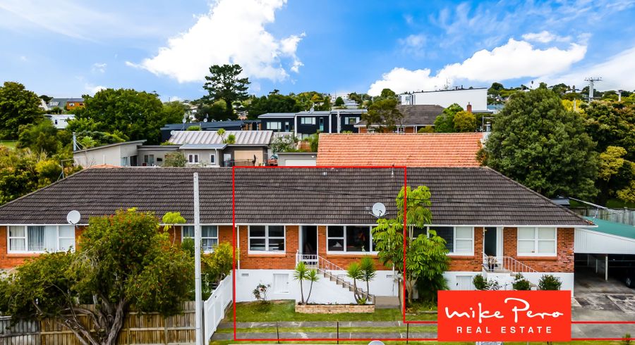  at 2/303 Rangatira Road, Beach Haven, Auckland