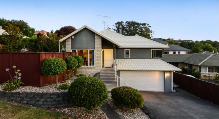  at 5 Strata View, Western Heights, Hamilton
