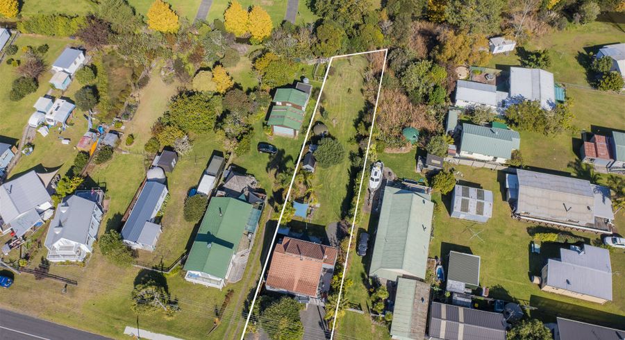  at 6 Captain Cook Road, Cooks Beach, Whitianga