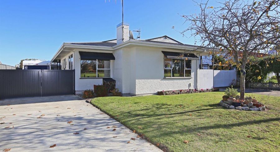  at 910 Francis Hicks Avenue, Raureka, Hastings