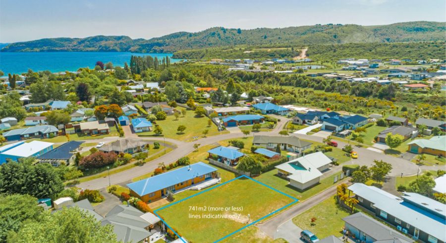 at 35 Lakemere Way, Kinloch, Taupō
