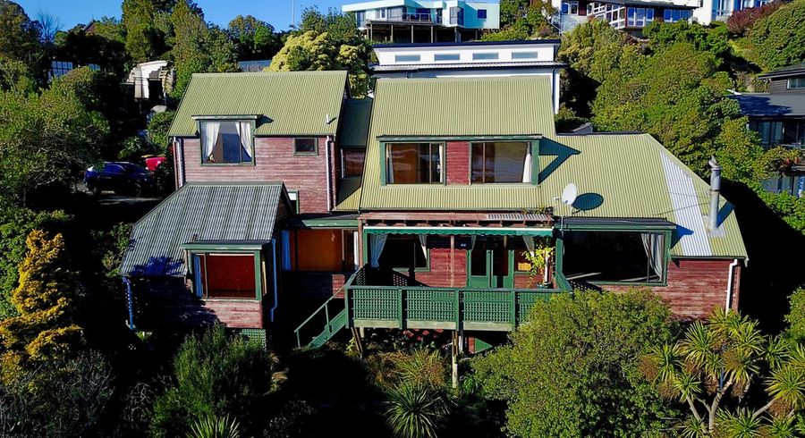  at 3 Roland Lane, Mount Pleasant, Christchurch