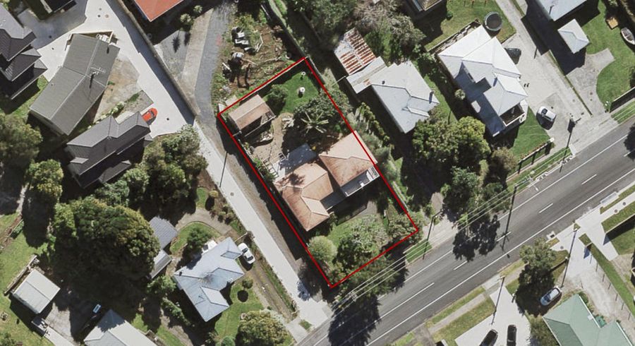  at 40 Mountain Road, Mangere Bridge, Auckland