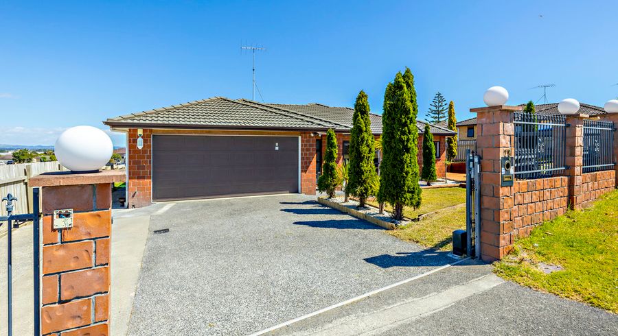  at 28 Saralee Drive, Manurewa, Auckland
