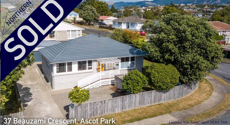  at 37 Beauzami Crescent, Ascot Park, Porirua