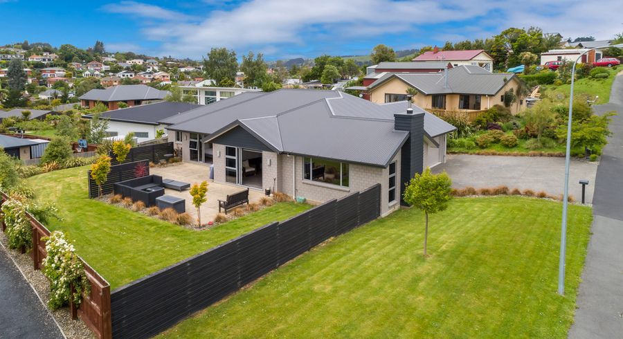  at 9 Reeves Street, Green Island, Dunedin