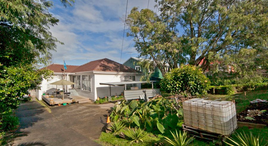  at 33 Wallath Road, Onehunga, Auckland