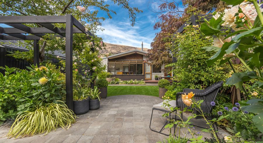  at 3 Duncan Street, Sumner, Christchurch