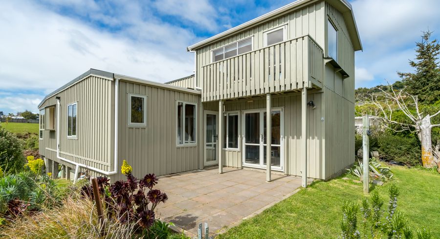  at 3 Roebuck Rise, Broad Bay, Dunedin