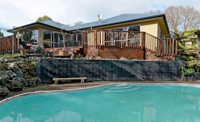  at 15 Golden Place, Fairfield, Hamilton
