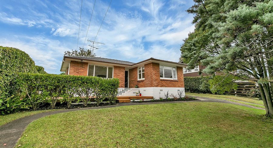  at 293 Beach Haven Road, Birkdale, Auckland