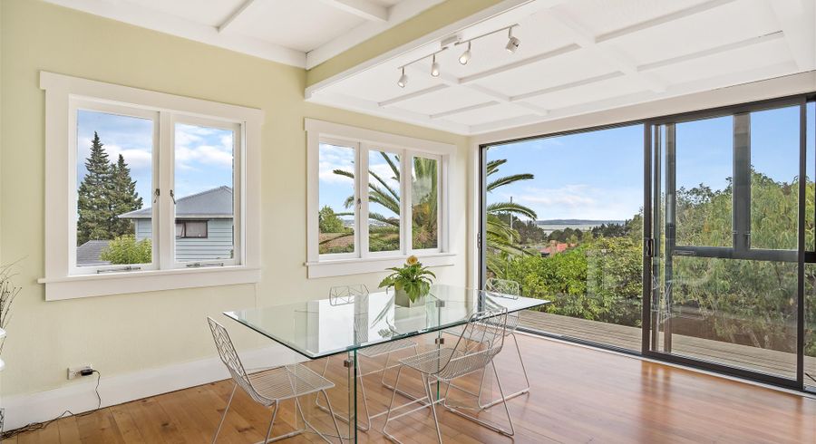 at 7 Roberton Road, Avondale, Auckland