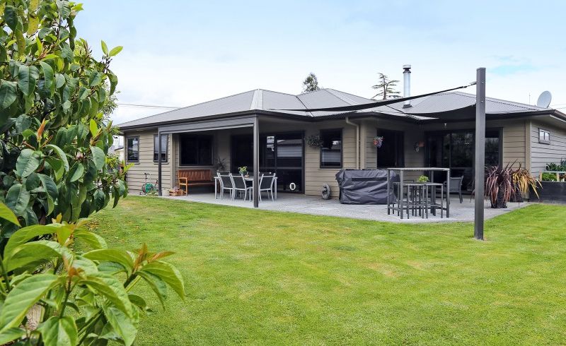  at 1/434 Southland Place, Raureka, Hastings